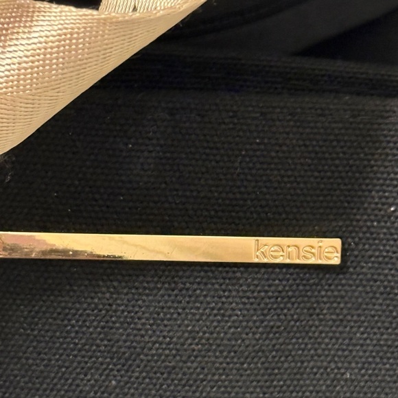 Kensie Tote Black and Cream And Copper. Large Brand New With Tags. MSRP - Picture 15 of 15